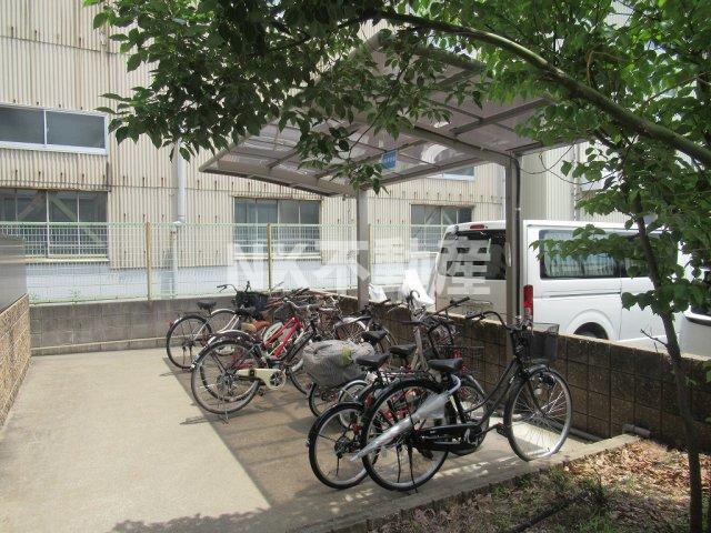 その他　駐輪場です
