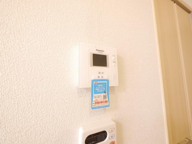 アルバータVIのその他写真