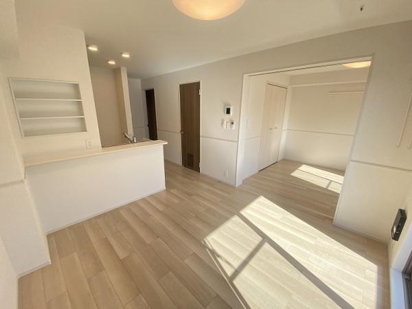 居室・リビング　カウンターキッチン！