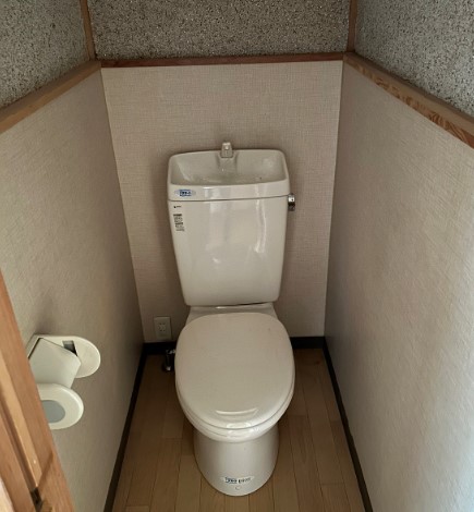 上富井借家のトイレ写真