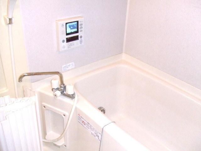 バス・シャワールーム　追い焚きバス