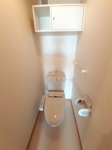 トイレ　トイレもきれいです