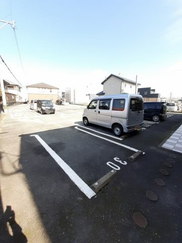 駐車場　駐車場完備です
