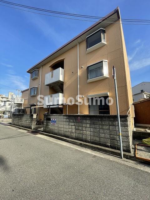 建物外観　外観は落ち着いています