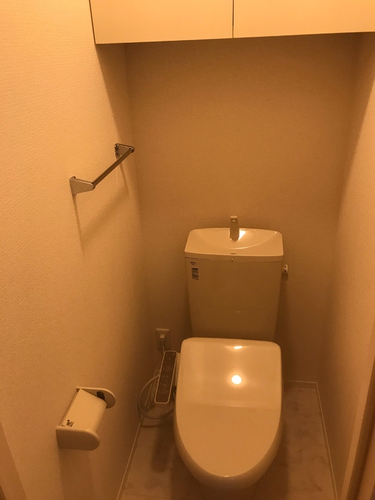 トイレ　温水洗浄暖房便座/イメージ写真