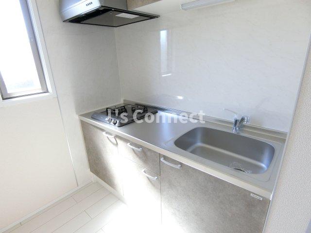 キッチン　２口ガスコンロのシステムキッチン。