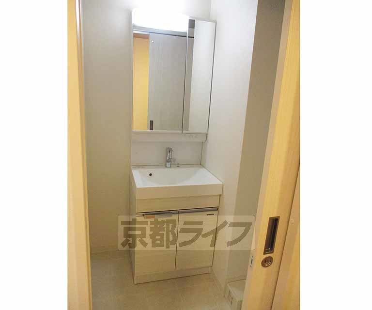 洗面設備　２０１号室流用です。