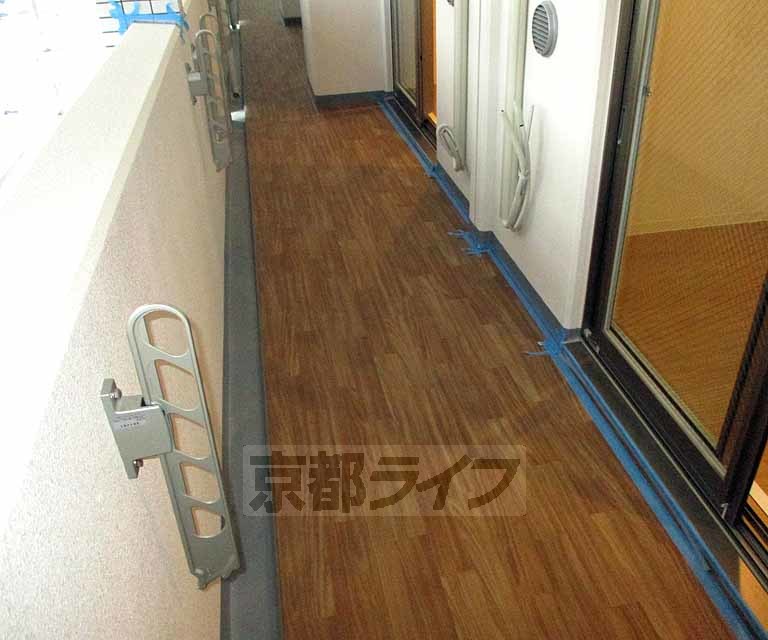 バルコニー　２０１号室流用です。