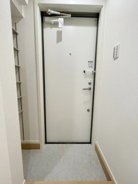 玄関　同仕様タイプ