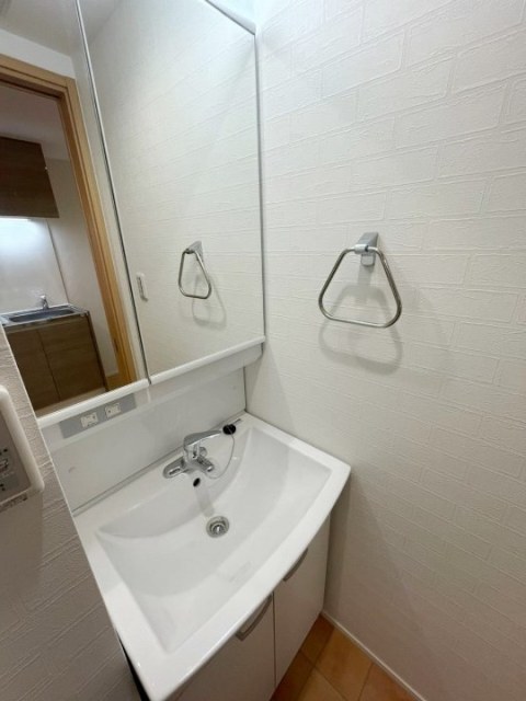 洗面設備　同仕様タイプ