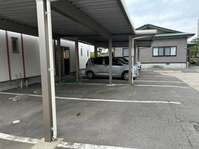 駐車場　駐車場