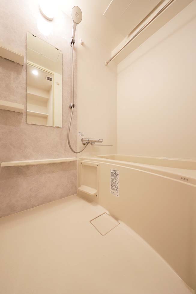 バス・シャワールーム　おしゃれな内装です