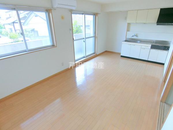 居室・リビング　※ＩＨクッキングヒーターはなし