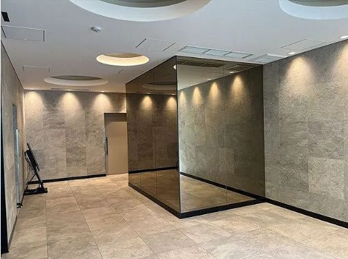 ロビー　建物の内部です