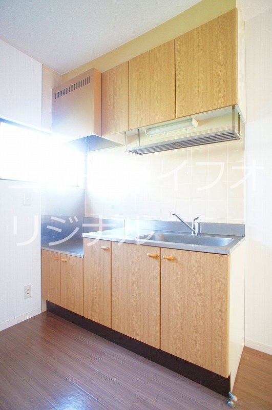 キッチン　他の部屋の参考写真です