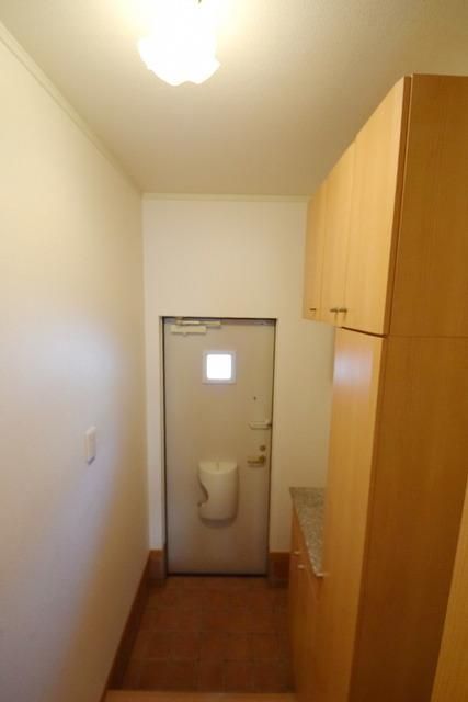 玄関　収納のある玄関