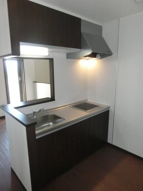 キッチン　人気のカウンターキッチンＩＨ付きです