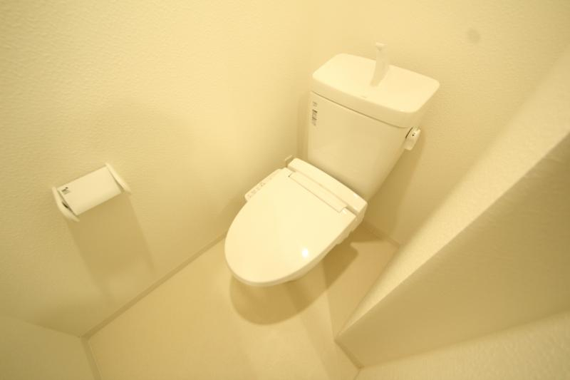 トイレ　清潔感のあるトイレです