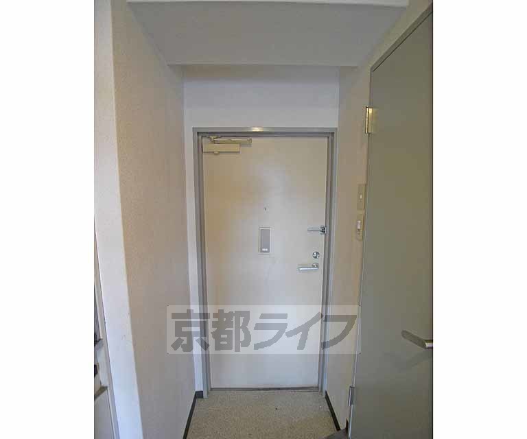 玄関　シックな玄関です。