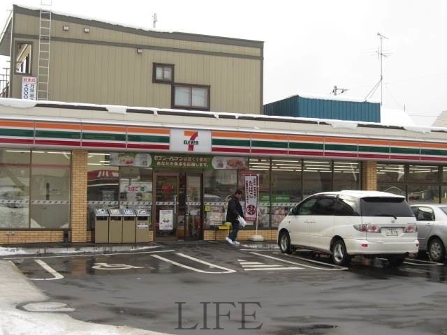 コンビニ　セブンイレブン札幌美園5条店（コンビニ）まで346m