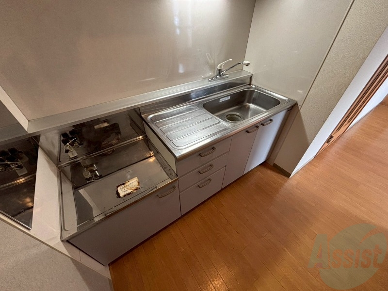 キッチン　キッチンはスペースも広々していて使いやすそうですよ！