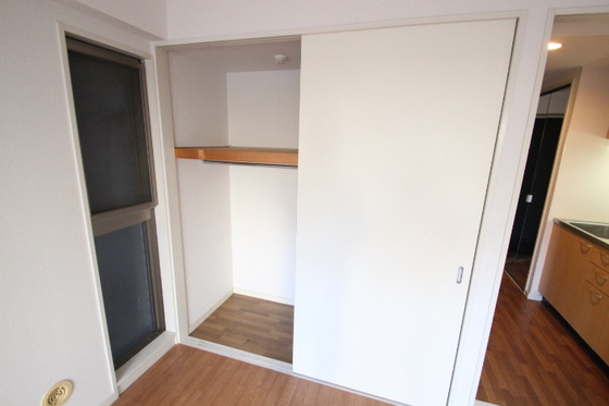 収納　※別部屋の写真です