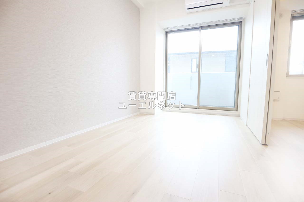 居室・リビング　ゆったりとくつろげる、落ち着きのある居室空間です