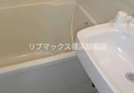 バス・シャワールーム　同タイプ別住戸