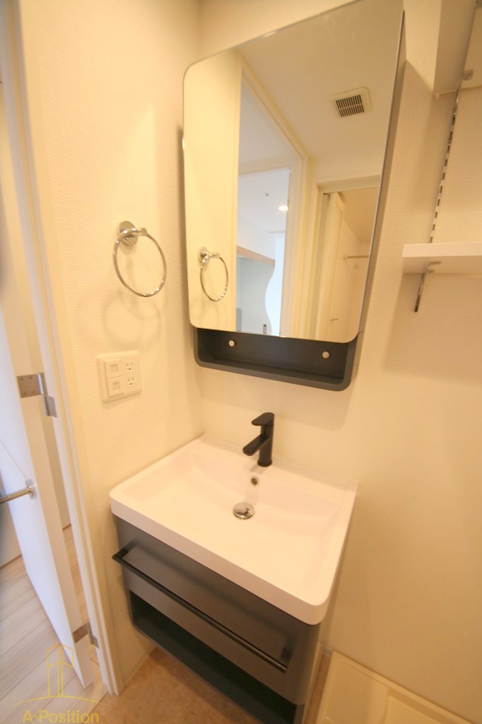 洗面設備　セレニテ日本橋ミラク