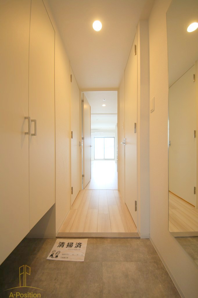 玄関　セレニテ日本橋ミラク