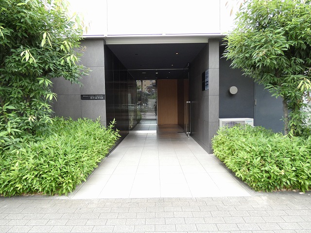 エントランス　エントランス