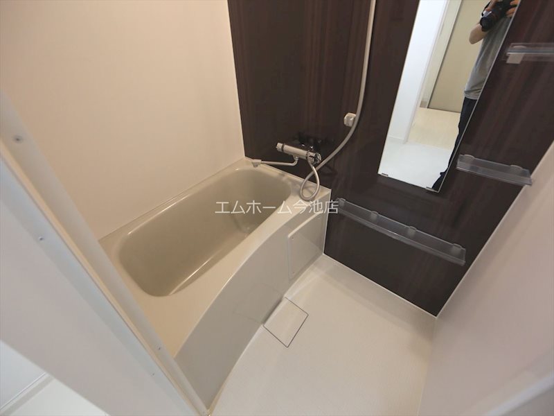 バス・シャワールーム　室暖房乾燥機能付バス