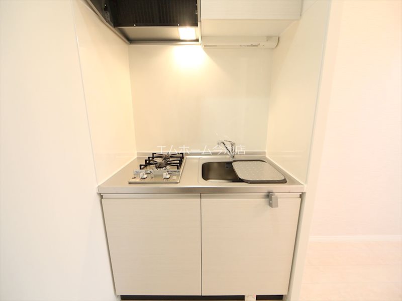 キッチン　システムキッチン（ガス2口コンロ付）