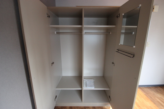 収納　※別部屋の写真です