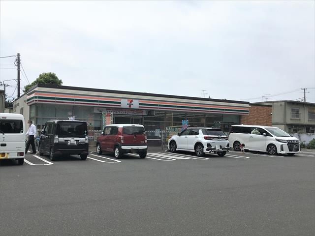 コンビニ　セブン－イレブン横山店（コンビニ）まで185m