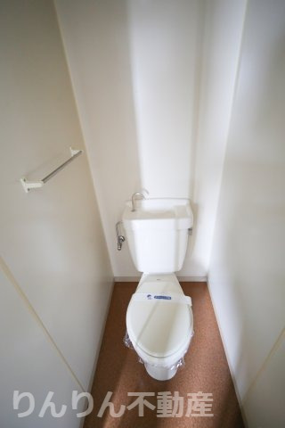 トイレ　落ち着いたトイレです