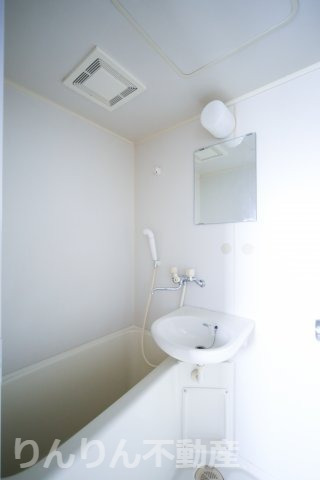 バス・シャワールーム　日々の暮らしに欠かせないお風呂です