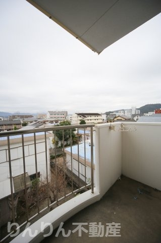 バルコニー　広々としたバルコニーです