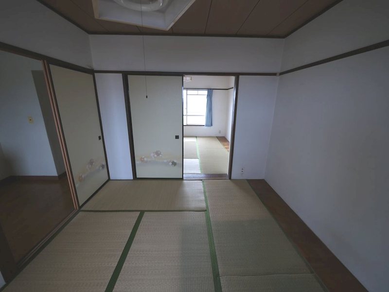 居室・リビング　東側和室6帖