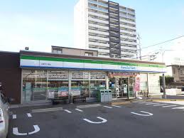コンビニ　ファミリーマート 大宮五丁目店（コンビニ）まで220m