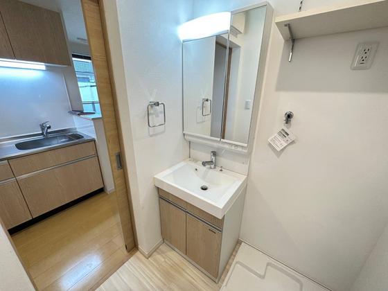 洗面設備　※別部屋の写真です