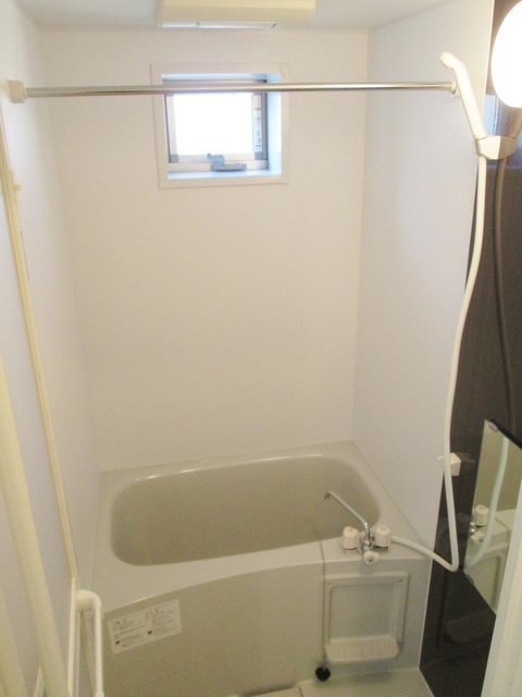 バス・シャワールーム　バスルーム