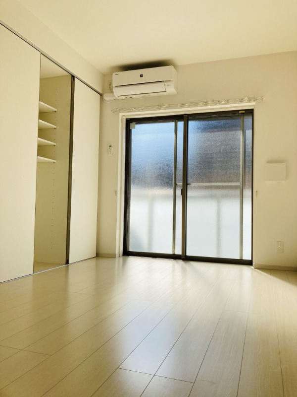 居室・リビング　別号室