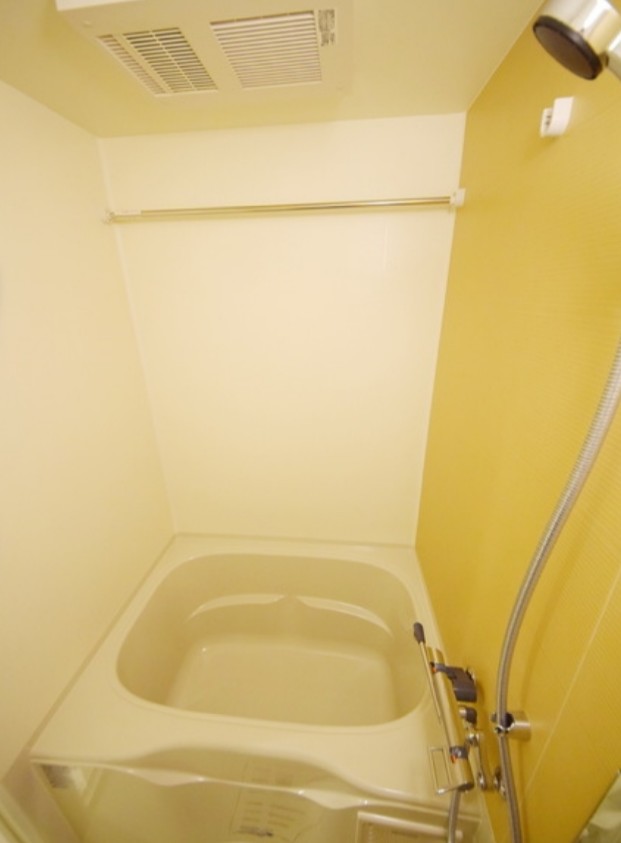 バス・シャワールーム　風呂