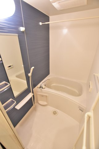 バス・シャワールーム　別号室の画像です。ご参考下さい