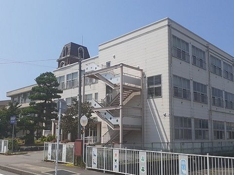 小学校　利田小学校（小学校）まで1100m