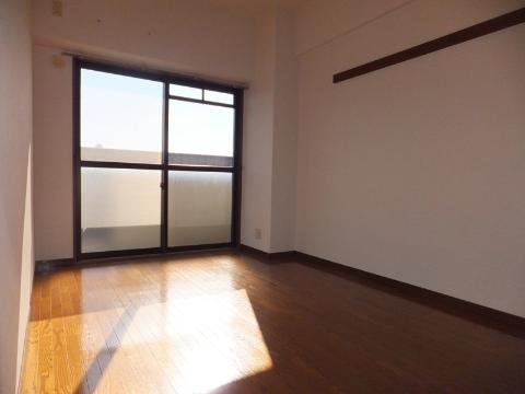 居室・リビング　室内（イメージ）