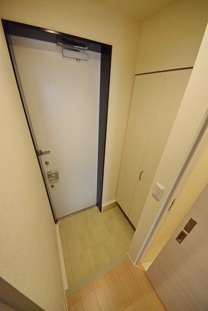 玄関　★大きな下駄箱あります★