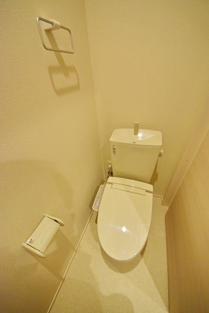 トイレ　★嬉しい設備の温水洗浄便座★