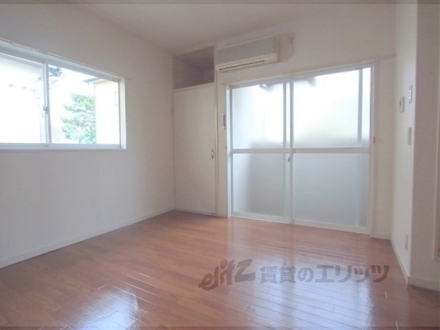 居室・リビング　洋室